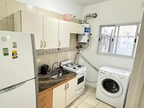 Obispo San Alberto 3600