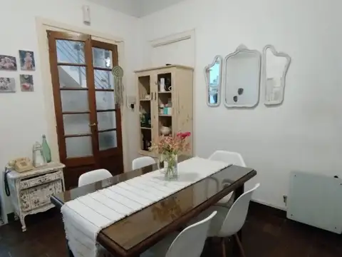 Depto Tipo Casa en Venta 40 años