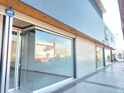Local comercial en alquiler calle Patricas Argentinas, Maipú