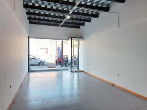 Local en Alquiler en Maipu, $ 900.000