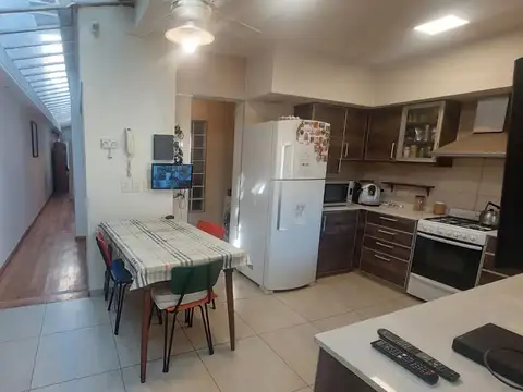 Depto Tipo Casa en Venta con 1 cocheras