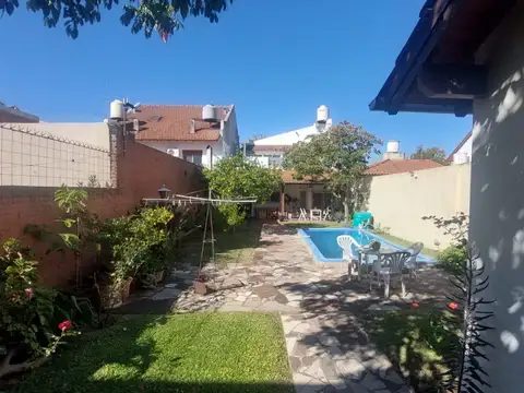 VENTA DE PH TIPO CASA 4 AMBIENTES EN MUNRO