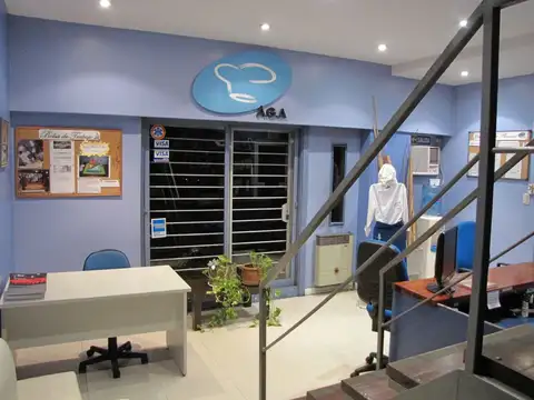 Carhue 100, Piso 1 y 2