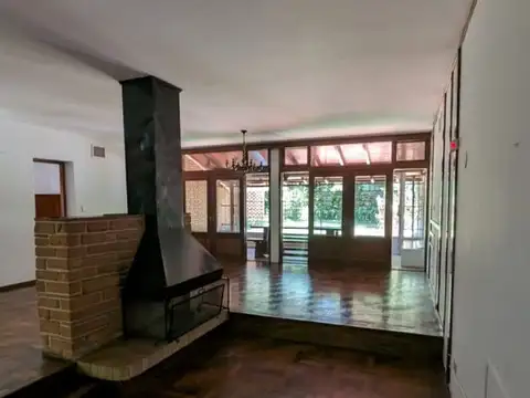 Casa en Alquiler de 4 dormitorios