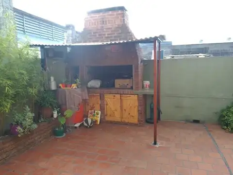 Depto Tipo Casa 4 ambientes con 1 baño