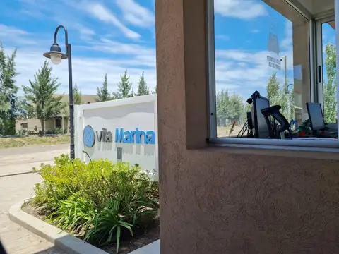 Terreno en Venta 27  mts Fondo