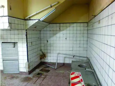 Galpon en Alquiler 77 años