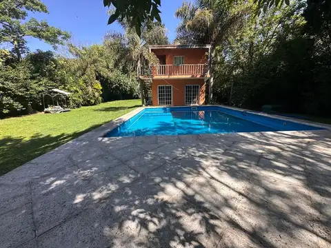 Casa en Venta en Loma Verde, USD 200.000