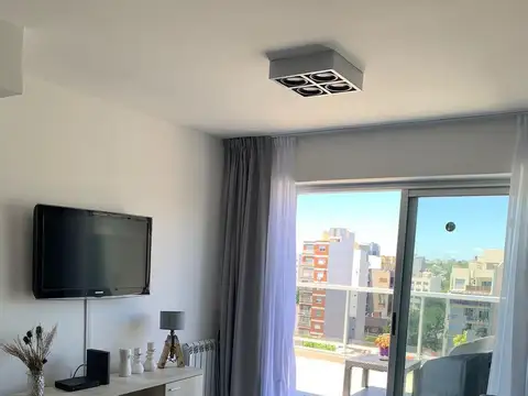 EXCELENTE DEPARTAMENTO 2 AMBIENTES CON BALCÓN TERRAZA