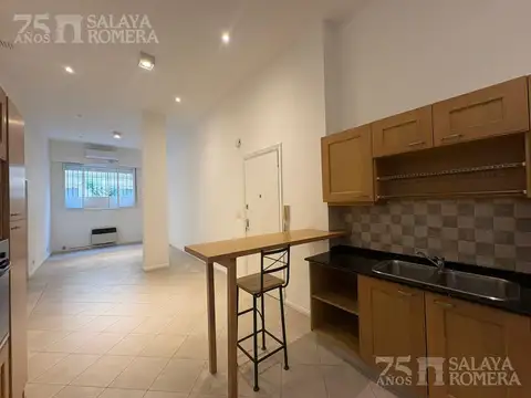 Departamento en Alquiler en Recoleta, $ 950.000