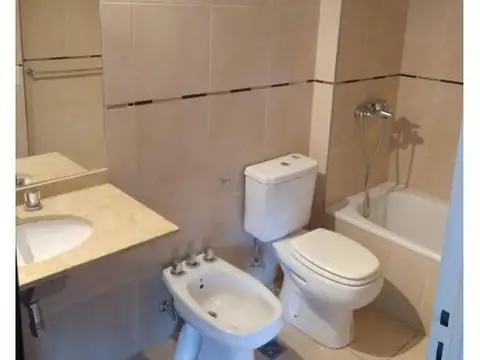 Departamento en Alquiler en Luis Agote, $ 500.000