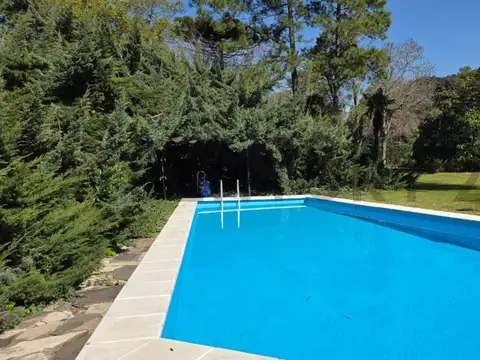 Casa en Venta en Villa Elisa, USD 350.000