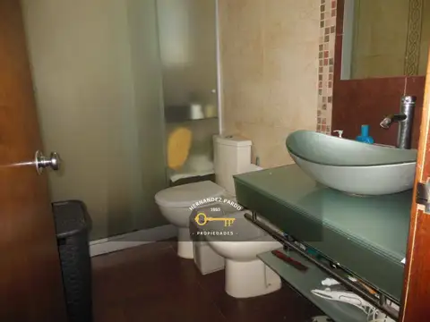 Casa 5 ambientes con 3 baños