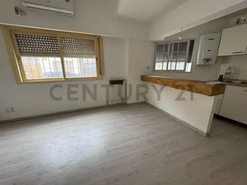 VENTA - DEPTO 2 AMBIENTES - CABALLITO - RECICLADO - APTO FINANCIACIÓN - ACEPTA PERMUTA -