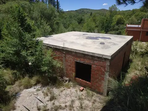 Lote en el Trapiche San Luis con construccion