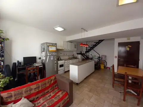 Depto Tipo Casa en Venta 19 años