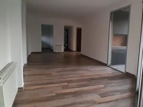 Departamento en Alquiler en Fisherton, $ 950.000