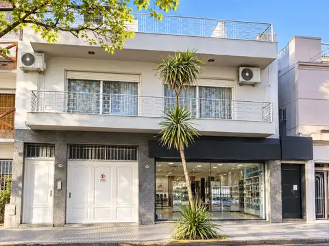 PH 6 AMB EN VENTA TERRAZA PATIO COCHERA FLORESTA