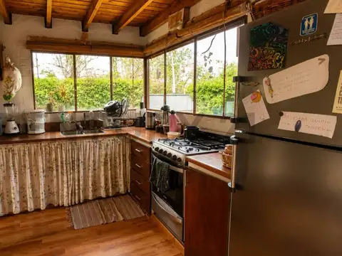 CASA 6 AMBIENTES ALQUILER ANUAL - BARRIO LA BOTA, BENAVÍDEZ
