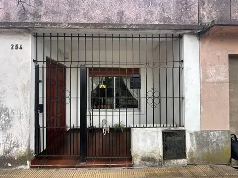 Casa en Venta en Monte Grande, USD 54.000