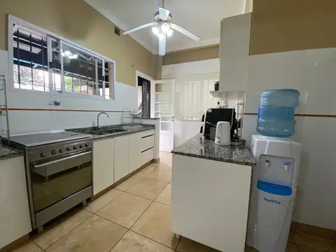 VENTA CASA 4 AMBIENTES VILLA SARMIENTO