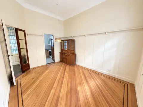 Depto Tipo Casa 4 ambientes con 2 baños