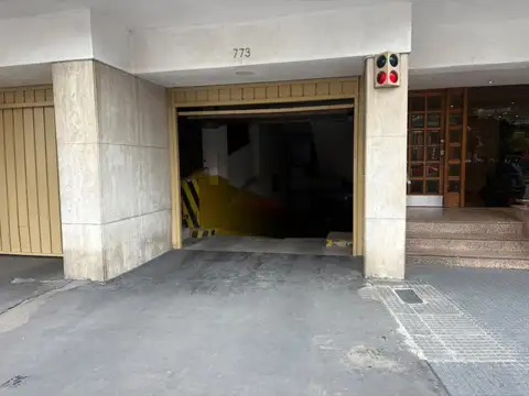 Avenida Caseros 700, Piso -1