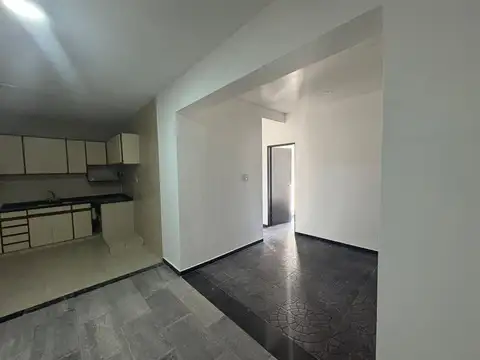 Depto Tipo Casa en Alquiler de 3 ambientes
