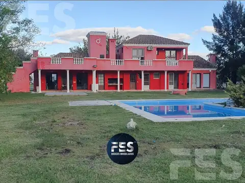 CASA ALQUILER RESIDENCIAL 6 AMBIENTES EN FINCAS DE SAN VICENTE SECTOR CHACRAS 1