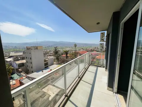 Departamento en Alquiler con 1 cocheras