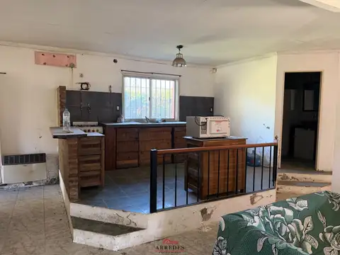 Casa 5 ambientes con 2 baños