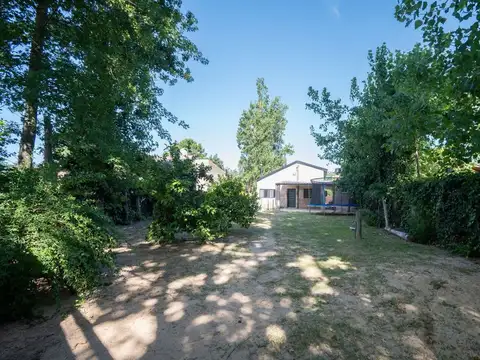 Casa en Venta con 1 cochera