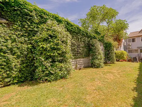 VENTA CASA DUPLEX DE CATEGORIA EN OLIVOS