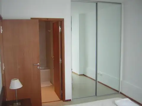 DEPTO. DE UN DORMITORIO IMPECABLE - SE ESCUCHA OFERTA.