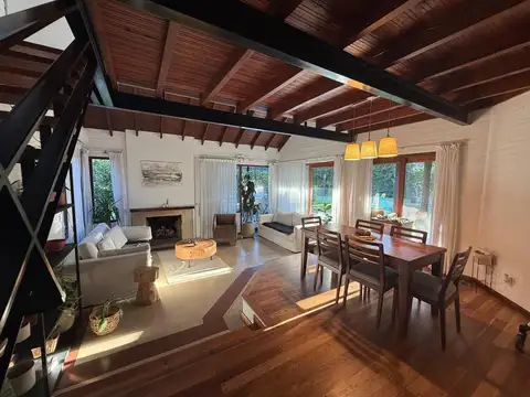 Casa en Alquiler de 4 dormitorios