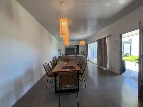 CASA EN VENTA EN BRAGADO 