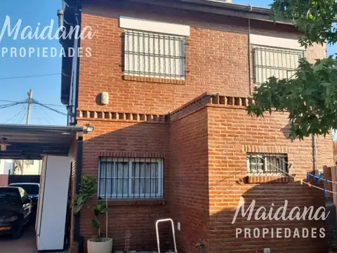 Espaciosa Casa con Jardín en venta, Matheu. APTO CREDITO