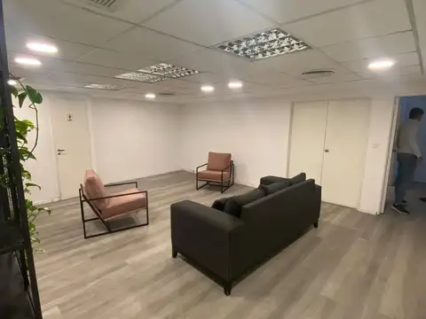 Oficina Monoambiente con 2 baños