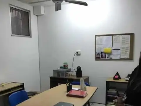 Oficina en Venta 80 años