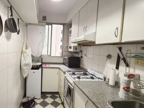 Venta Dto 3 ambientes Belgrano AMUEBLADO COCHERA
