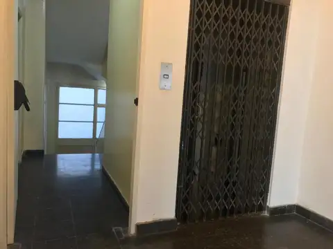 Oficina en Venta al Este