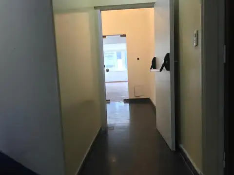 Oficina en Venta 72 años