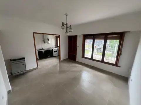 casa con todos los servicios