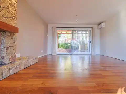 Alfonsina Storni 8100