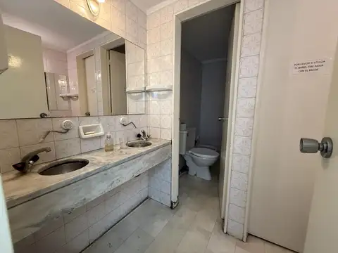 Venta Edificio Comercial con Local en Palermo Villa Crespo sobre Avenida