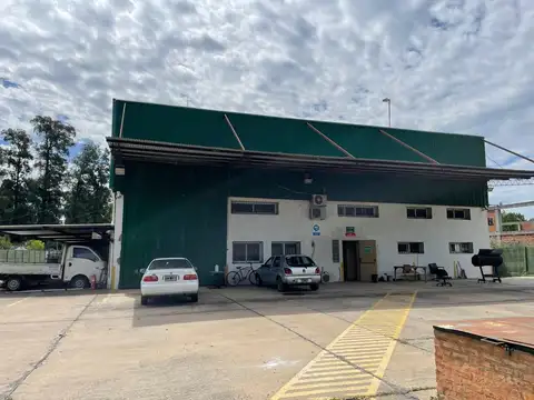 Cencerro y Avenida Pavón,  Exaltación de la Cruz