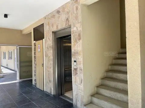 Departamento en Venta con 1 cochera