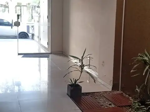 Sáenz 600, Piso 3