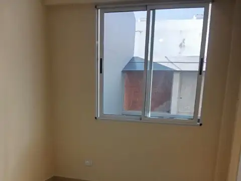Depto Tipo Casa en Venta en Moron Norte, USD 110.000