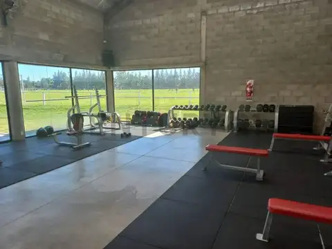 Terreno en Venta 34  mts Fondo